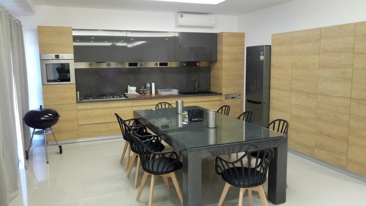 Heraklion Airport Family Lux Apartment Luaran gambar